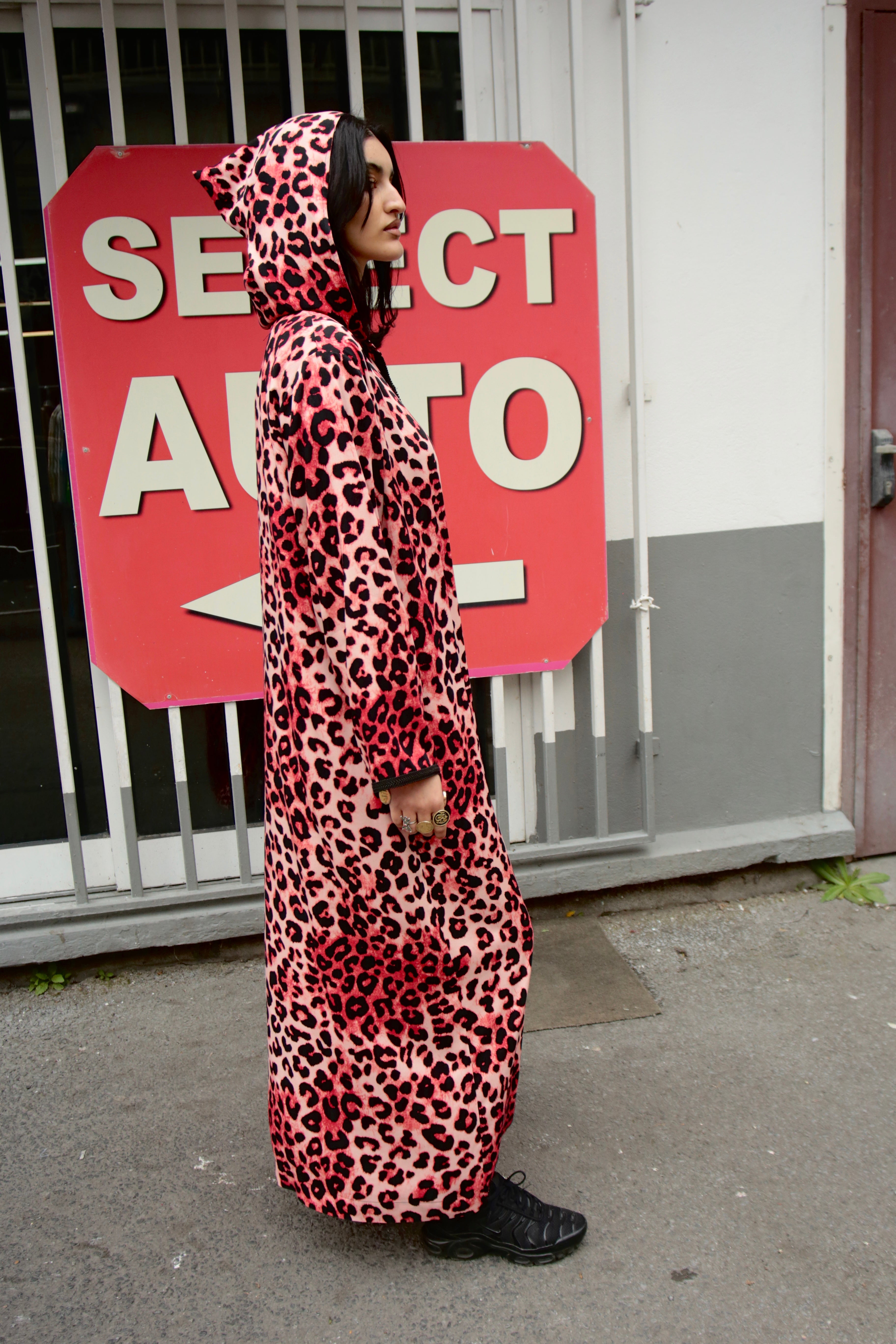 ABAYA LINA